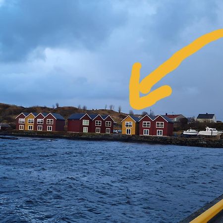 Rorbu Ved Sjoen Villa Bud Exterior photo